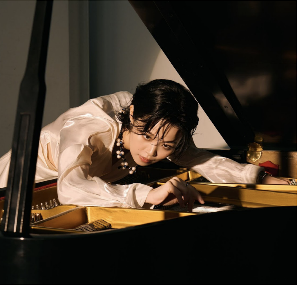 Jixue Yang portrait